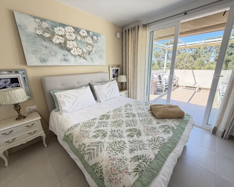 4 soverom Villa til salgs i Pilar de la Horadada med svømmebasseng garasje - € 650 000 (Ref: 9950710)