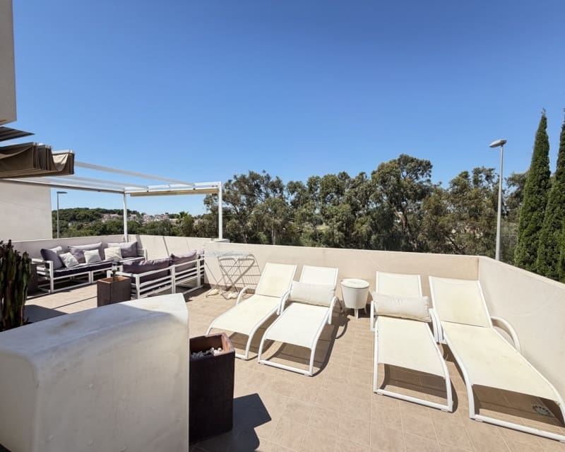 4 soverom Villa til salgs i Pilar de la Horadada med svømmebasseng garasje - € 650 000 (Ref: 9950710)