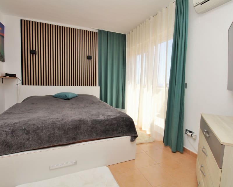 3 soveværelse Villa til salg i Villamartin med swimmingpool - € 269.000 (Ref: 9950711)