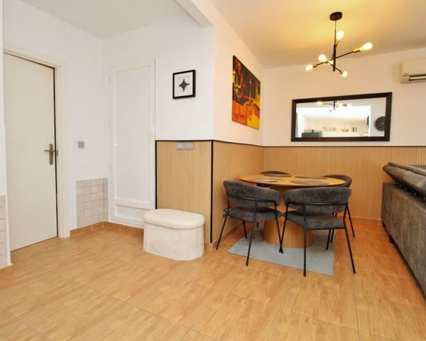 3 soveværelse Villa til salg i Villamartin, Orihuela med swimmingpool - € 269.000 (Ref: 9950711)