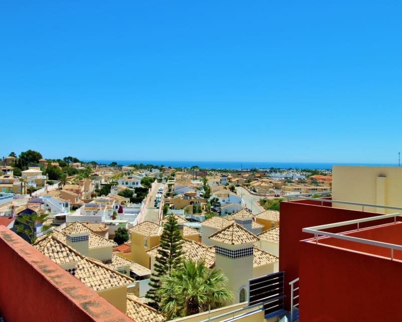 3 soveværelse Villa til salg i Villamartin med swimmingpool - € 269.000 (Ref: 9950711)
