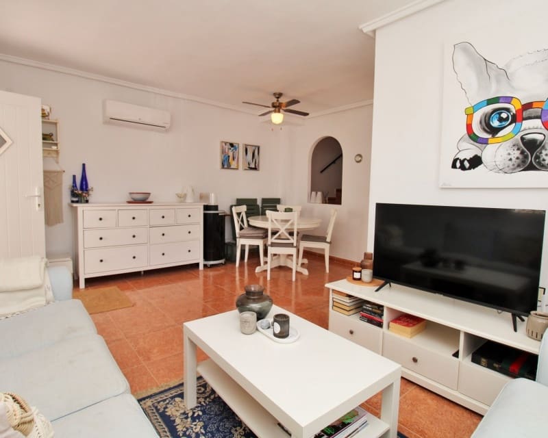 3 Zimmer Villa zu verkaufen in Los Altos mit Pool - 269.000 € (Ref: 9950712)