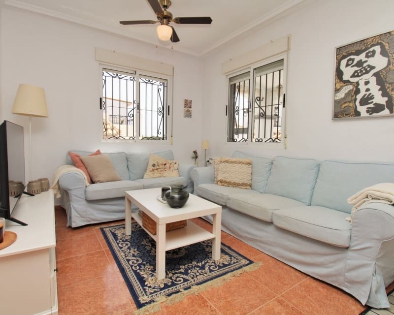 3 Zimmer Villa zu verkaufen in Los Altos mit Pool - 269.000 € (Ref: 9950712)