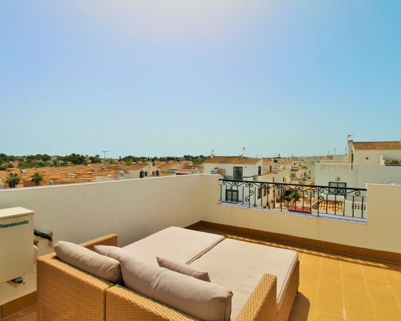 3 Zimmer Villa zu verkaufen in Los Altos mit Pool - 269.000 € (Ref: 9950712)