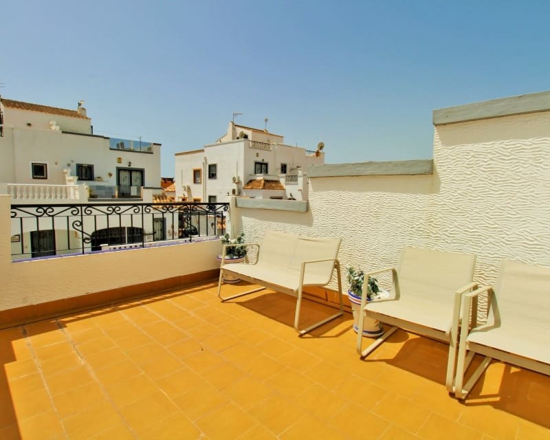 3 Zimmer Villa zu verkaufen in Los Altos mit Pool - 269.000 € (Ref: 9950712)
