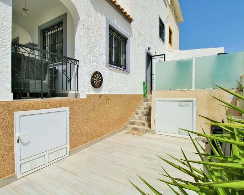 3 Zimmer Villa zu verkaufen in Los Altos mit Pool - 269.000 € (Ref: 9950712)