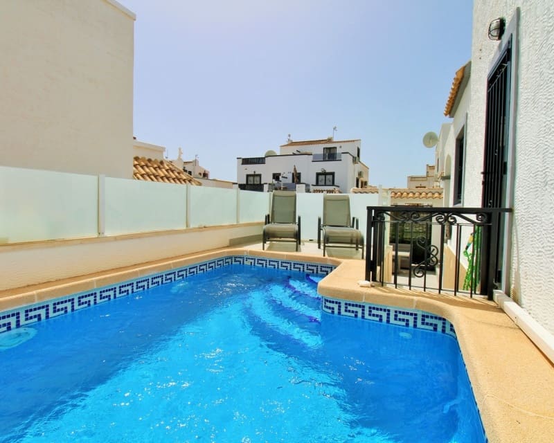3 Zimmer Villa zu verkaufen in Los Altos mit Pool - 269.000 € (Ref: 9950712)