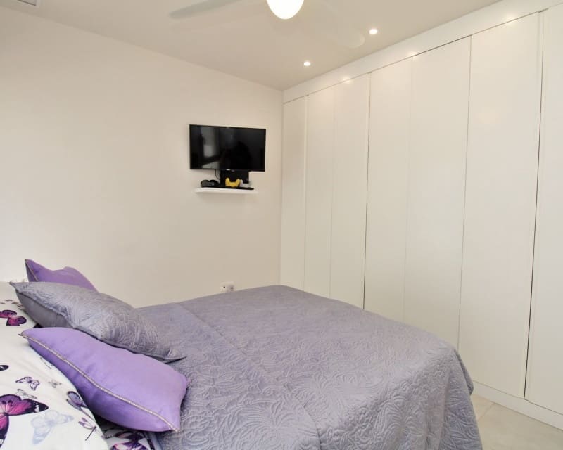 2 soverom Leilighet til salgs i Villamartin med svømmebasseng garasje - € 249 950 (Ref: 9950713)