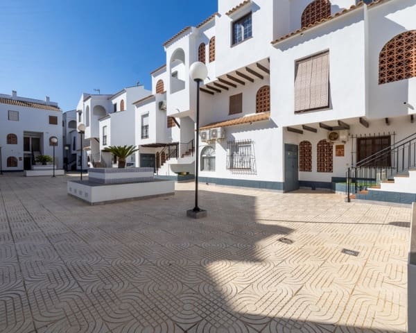1 soveværelse Lejlighed til salg i Playa de los Náufragos, Torrevieja med swimmingpool - € 132.000 (Ref: 9950714)