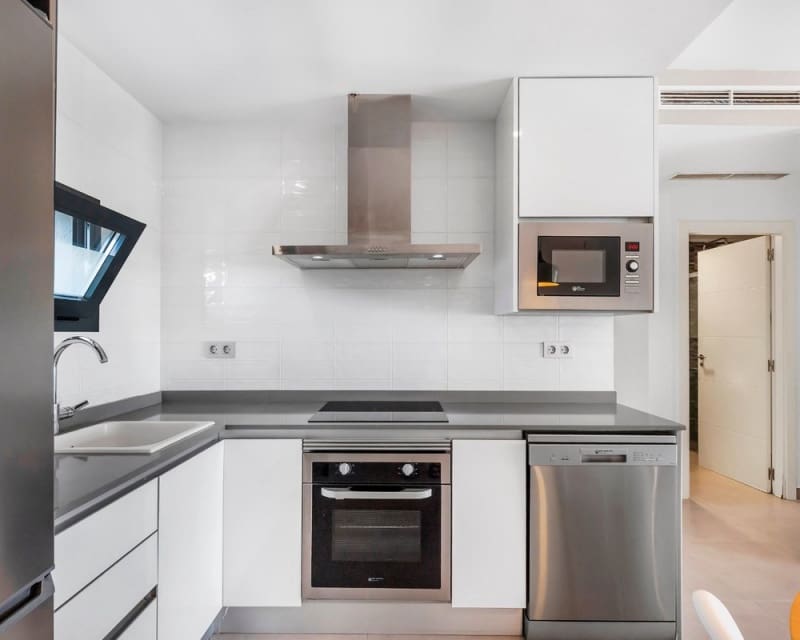 2 soverom Leilighet til salgs i Pilar de la Horadada med svømmebasseng garasje - € 195 000 (Ref: 9966859)