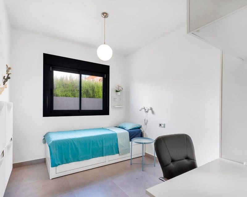 2 soverom Leilighet til salgs i Pilar de la Horadada med svømmebasseng garasje - € 195 000 (Ref: 9966859)
