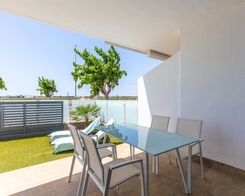 2 soverom Leilighet til salgs i Pilar de la Horadada med svømmebasseng garasje - € 195 000 (Ref: 9966859)