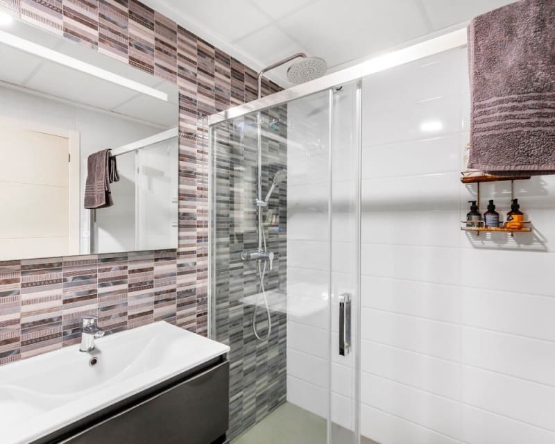 2 soverom Leilighet til salgs i Pilar de la Horadada med svømmebasseng garasje - € 195 000 (Ref: 9966859)