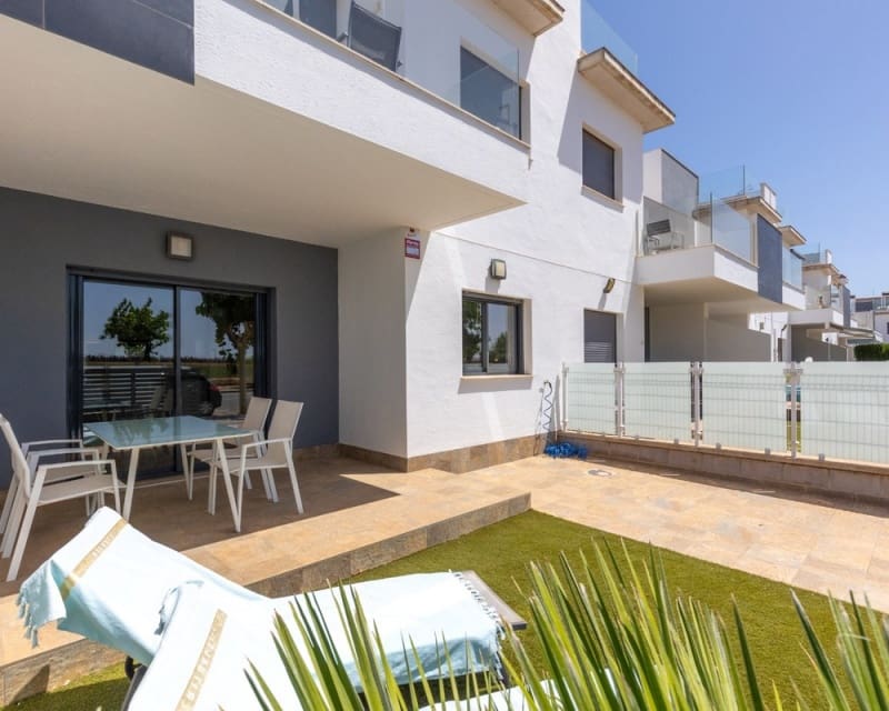 2 soverom Leilighet til salgs i Pilar de la Horadada med svømmebasseng garasje - € 195 000 (Ref: 9966859)