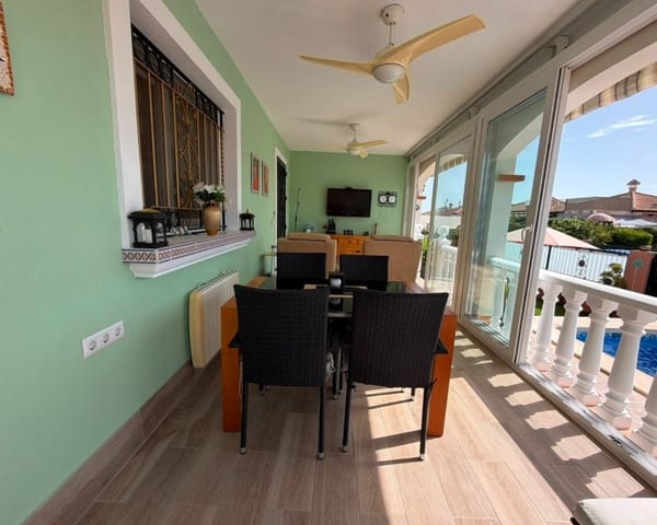 3 soverom Villa til salgs i Los Montesinos med svømmebasseng garasje - € 315 000 (Ref: 9966862)