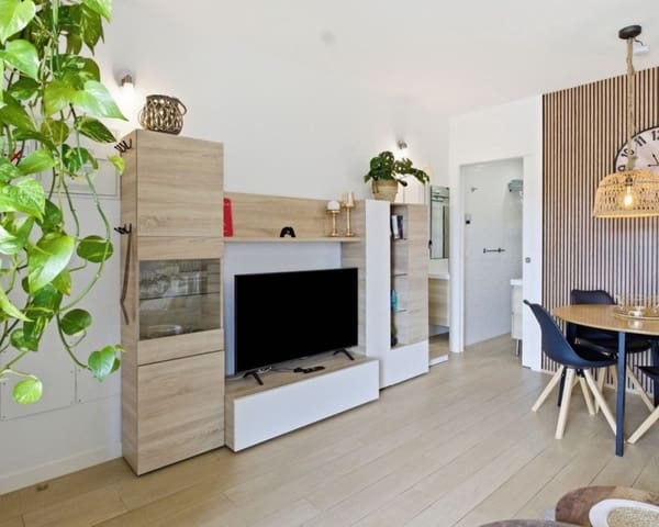 2 soveværelse Lejlighed til salg i La Zenia, Orihuela med swimmingpool - € 249.000 (Ref: 9966867)