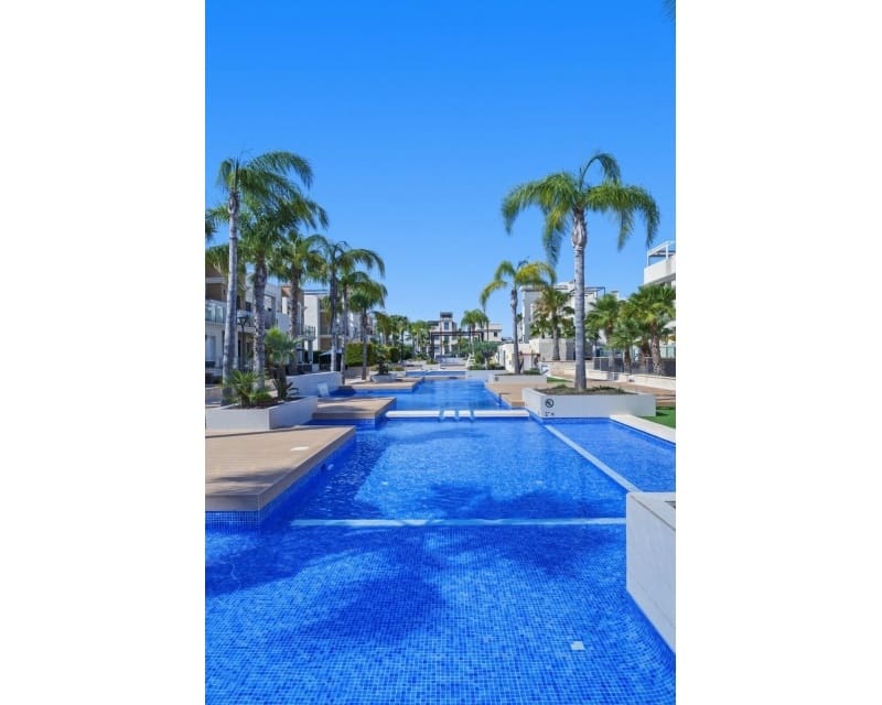 2 soveværelse Lejlighed til salg i La Zenia med swimmingpool - € 249.000 (Ref: 9966867)