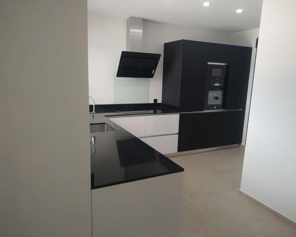 3 soverom Villa til salgs i Pinoso med svømmebasseng garasje - € 390 500 (Ref: 9966869)