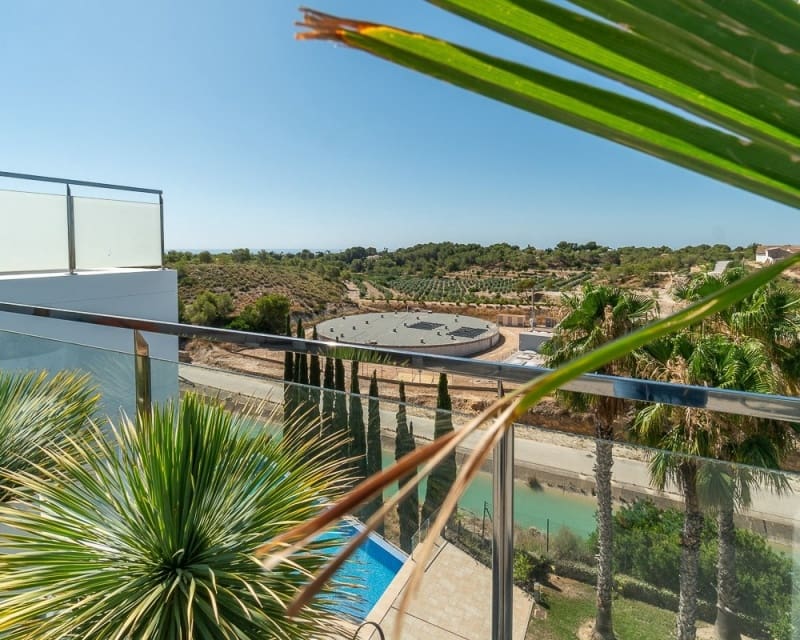 3 sovrum Lägenhet till salu i Villamartin med pool garage - 349 900 € (Ref: 9966872)