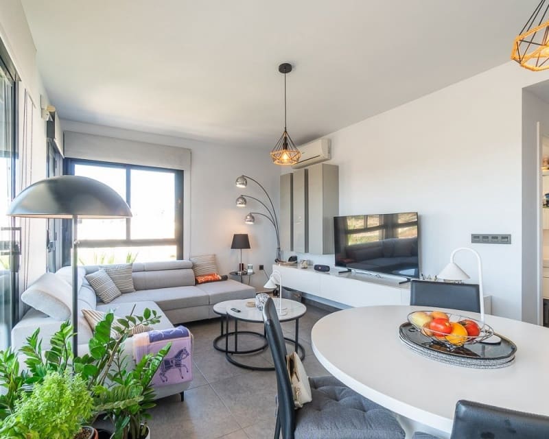 3 sovrum Lägenhet till salu i Villamartin med pool garage - 349 900 € (Ref: 9966872)