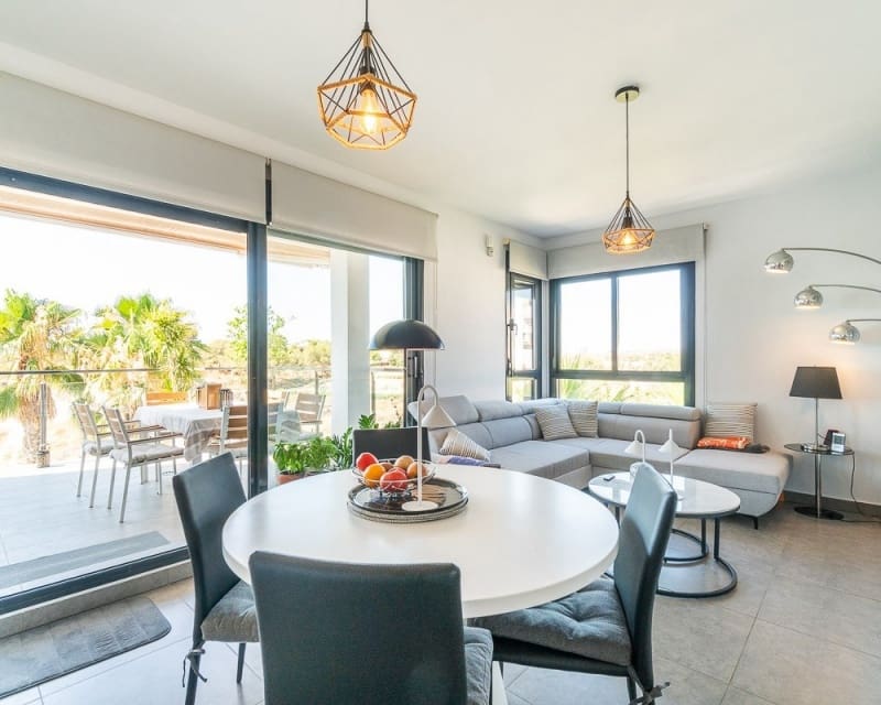 3 sovrum Lägenhet till salu i Villamartin med pool garage - 349 900 € (Ref: 9966872)