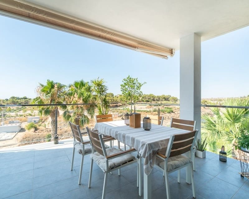 3 sovrum Lägenhet till salu i Villamartin med pool garage - 349 900 € (Ref: 9966872)