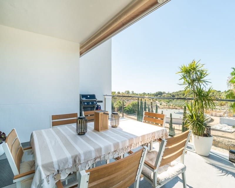 3 sovrum Lägenhet till salu i Villamartin med pool garage - 349 900 € (Ref: 9966872)