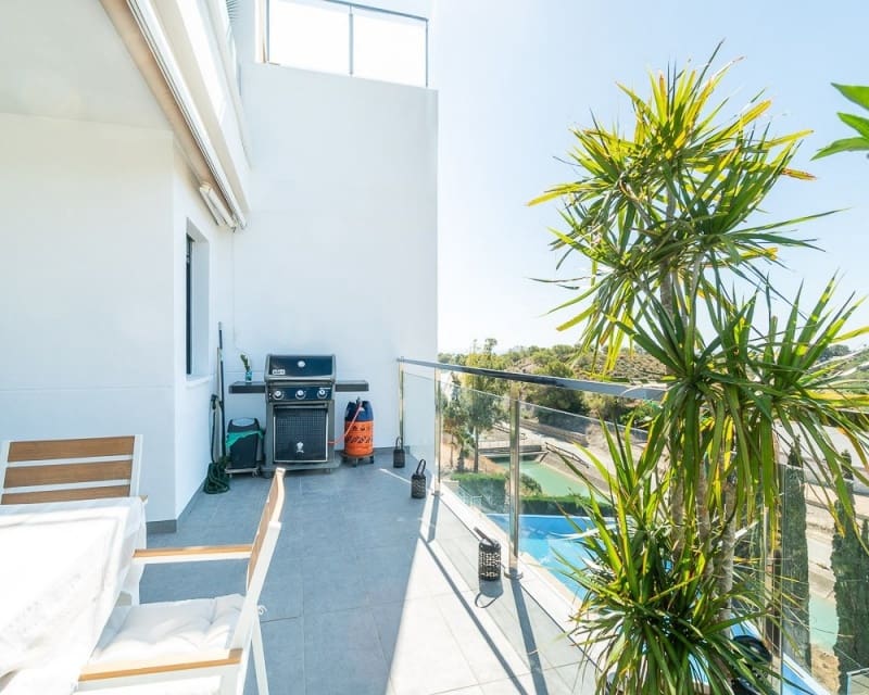 3 sovrum Lägenhet till salu i Villamartin med pool garage - 349 900 € (Ref: 9966872)