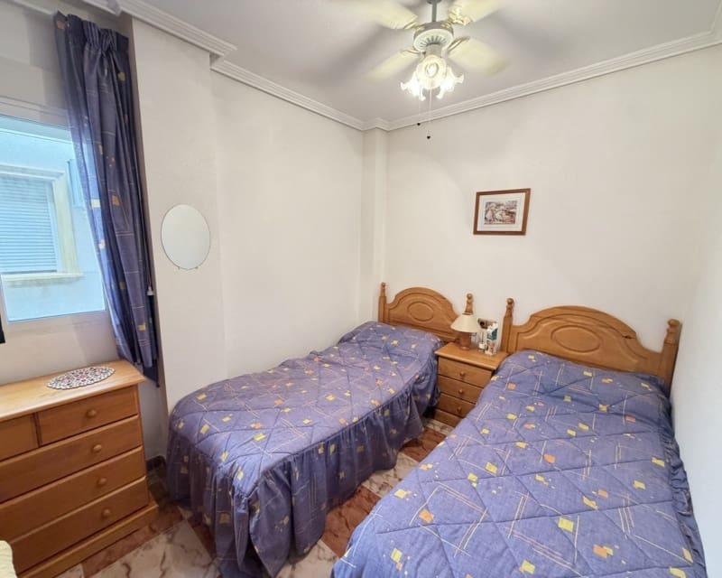 2 Zimmer Apartment zu verkaufen in Villamartin mit Pool - 159.995 € (Ref: 9966874)
