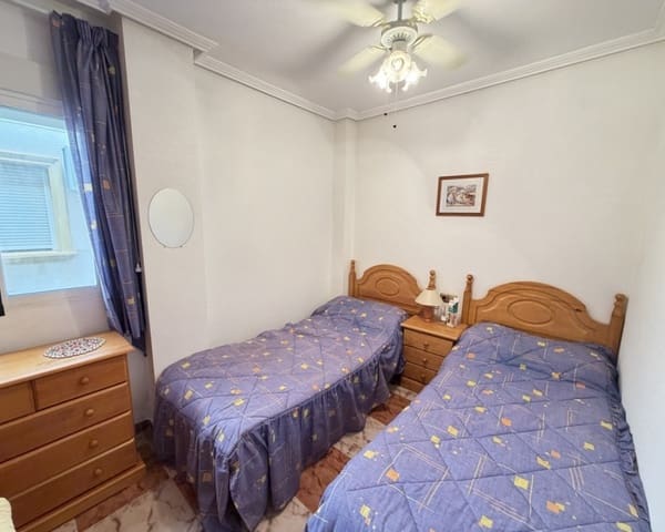 2 Zimmer Apartment zu verkaufen in Villamartin, Orihuela mit Pool - 159.995 € (Ref: 9966874)