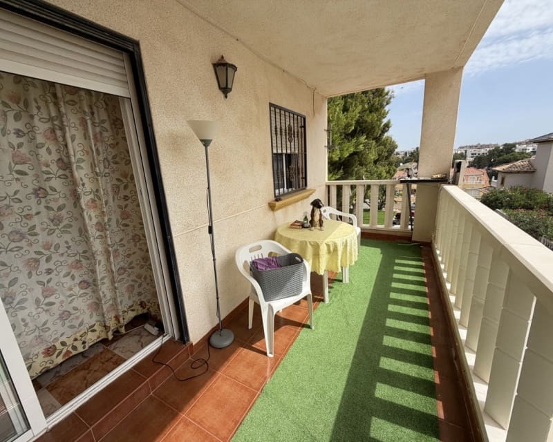2 Zimmer Apartment zu verkaufen in Villamartin mit Pool - 159.995 € (Ref: 9966874)