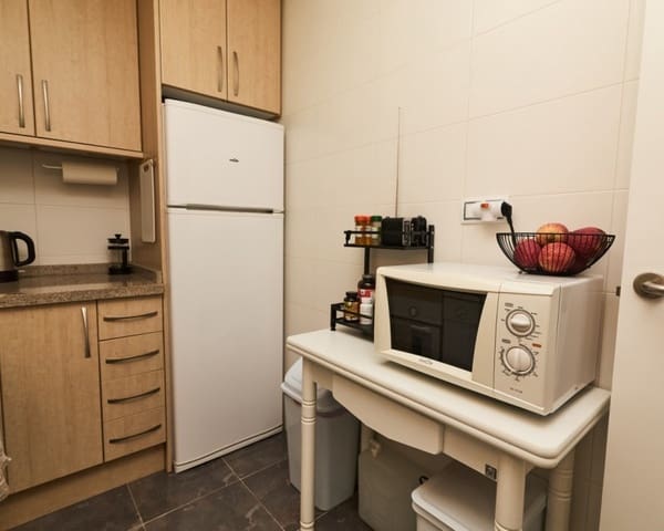 2 soverom Leilighet til salgs i Puerto Deportivo, Torrevieja med garasje - € 159 000 (Ref: 9966876)