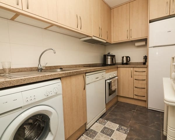 2 soverom Leilighet til salgs i Puerto Deportivo, Torrevieja med garasje - € 159 000 (Ref: 9966876)