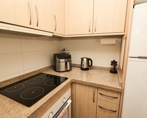 2 soverom Leilighet til salgs i Puerto Deportivo, Torrevieja med garasje - € 159 000 (Ref: 9966876)