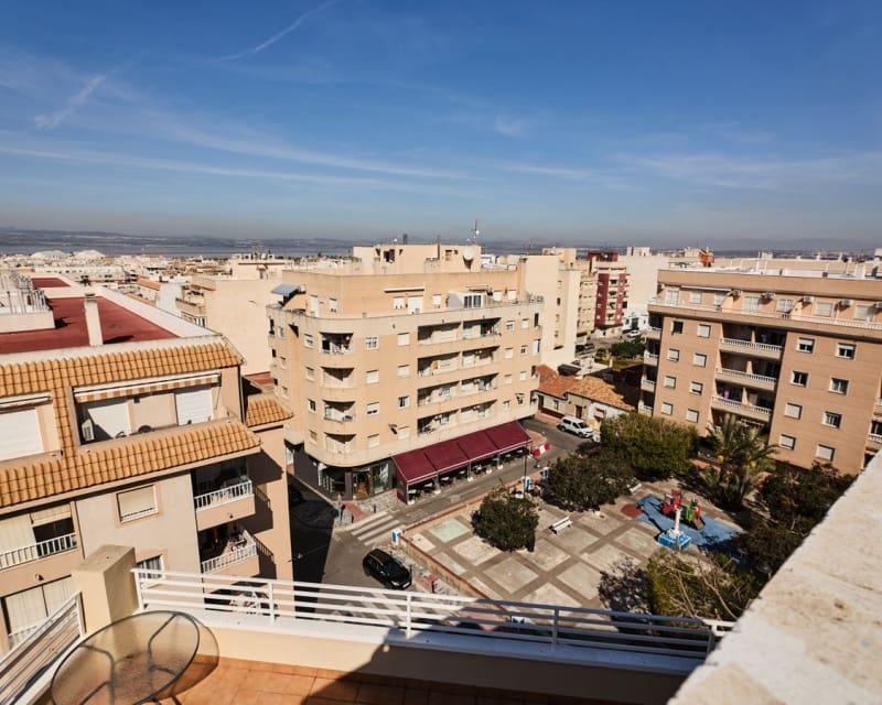 2 camera da letto Appartamento in vendita in Torrevieja con garage - 159.000 € (Rif: 9966876)
