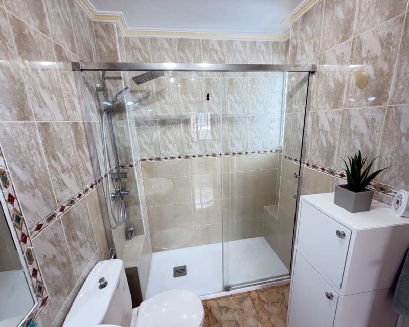 2 soveværelse Lejlighed til salg i La Zenia med swimmingpool - € 199.999 (Ref: 9966877)