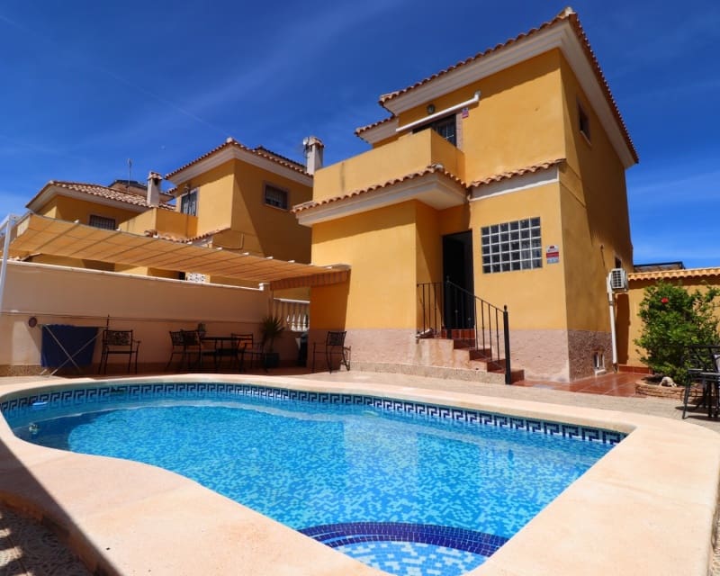 5 camera da letto Villa in vendita in Lo Crispin con piscina garage - 299.950 € (Rif: 9966880)