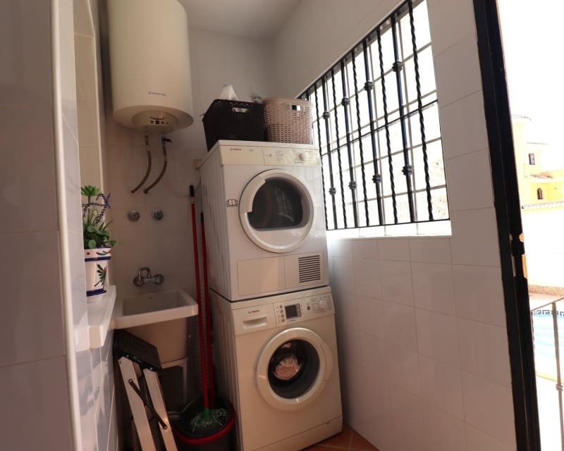 5 camera da letto Villa in vendita in Lo Crispin con piscina garage - 299.950 € (Rif: 9966880)