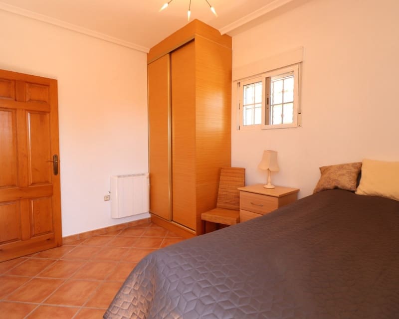5 camera da letto Villa in vendita in Lo Crispin con piscina garage - 299.950 € (Rif: 9966880)
