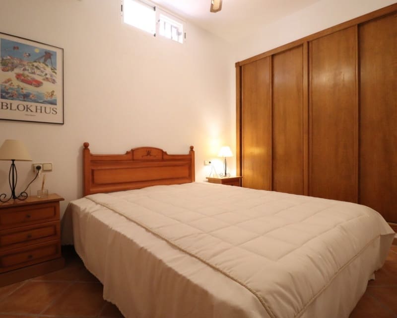 5 camera da letto Villa in vendita in Lo Crispin con piscina garage - 299.950 € (Rif: 9966880)
