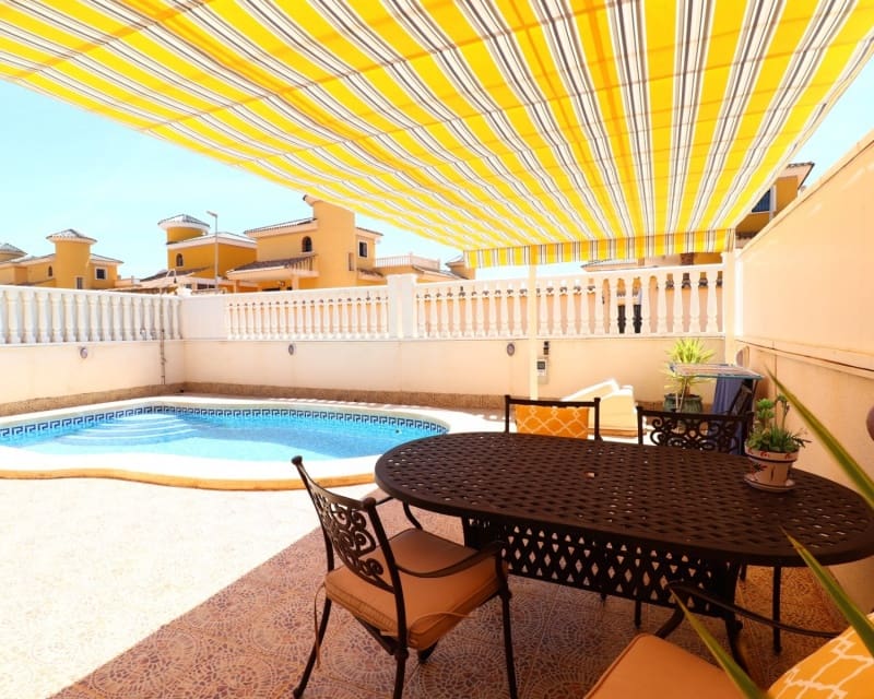 5 camera da letto Villa in vendita in Lo Crispin con piscina garage - 299.950 € (Rif: 9966880)