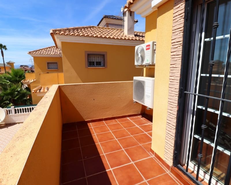 5 camera da letto Villa in vendita in Lo Crispin con piscina garage - 299.950 € (Rif: 9966880)
