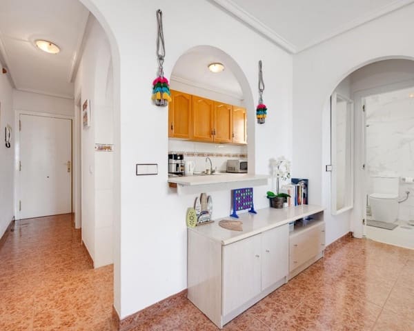 2 soverom Leilighet til salgs i Puerto Deportivo, Torrevieja med svømmebasseng - € 149 969 (Ref: 9966881)