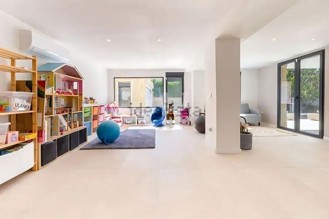 5 slaapkamer Villa te koop in L'Eliana met zwembad garage - € 830.000 (Ref: 10004247)