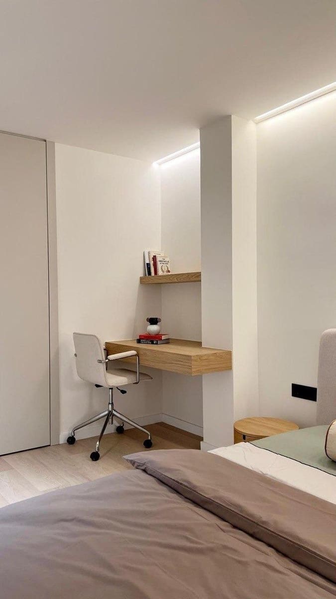 3 slaapkamer Flat te huur in Valencia stad - € 2.200 (Ref: 10013391)