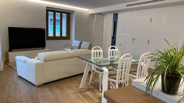 3 quarto Apartamento para arrendar em El Mercat, Valência cidade - 3 000 € (Ref: 10015634)