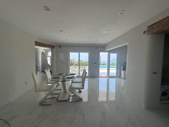 3 slaapkamer Villa te koop in Altea met zwembad garage - € 1.150.000 (Ref: 10015636)