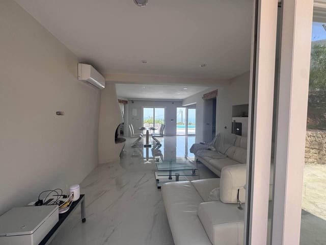 3 slaapkamer Villa te koop in Altea met zwembad garage - € 1.150.000 (Ref: 10015636)