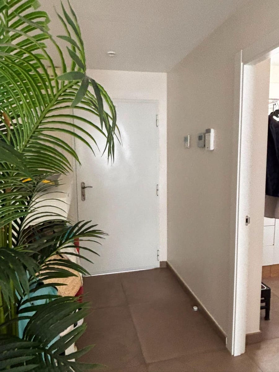 4 chambre Maison de Ville à vendre à La Pobla de Vallbona avec piscine garage - 640 000 € (Ref: 10017565)