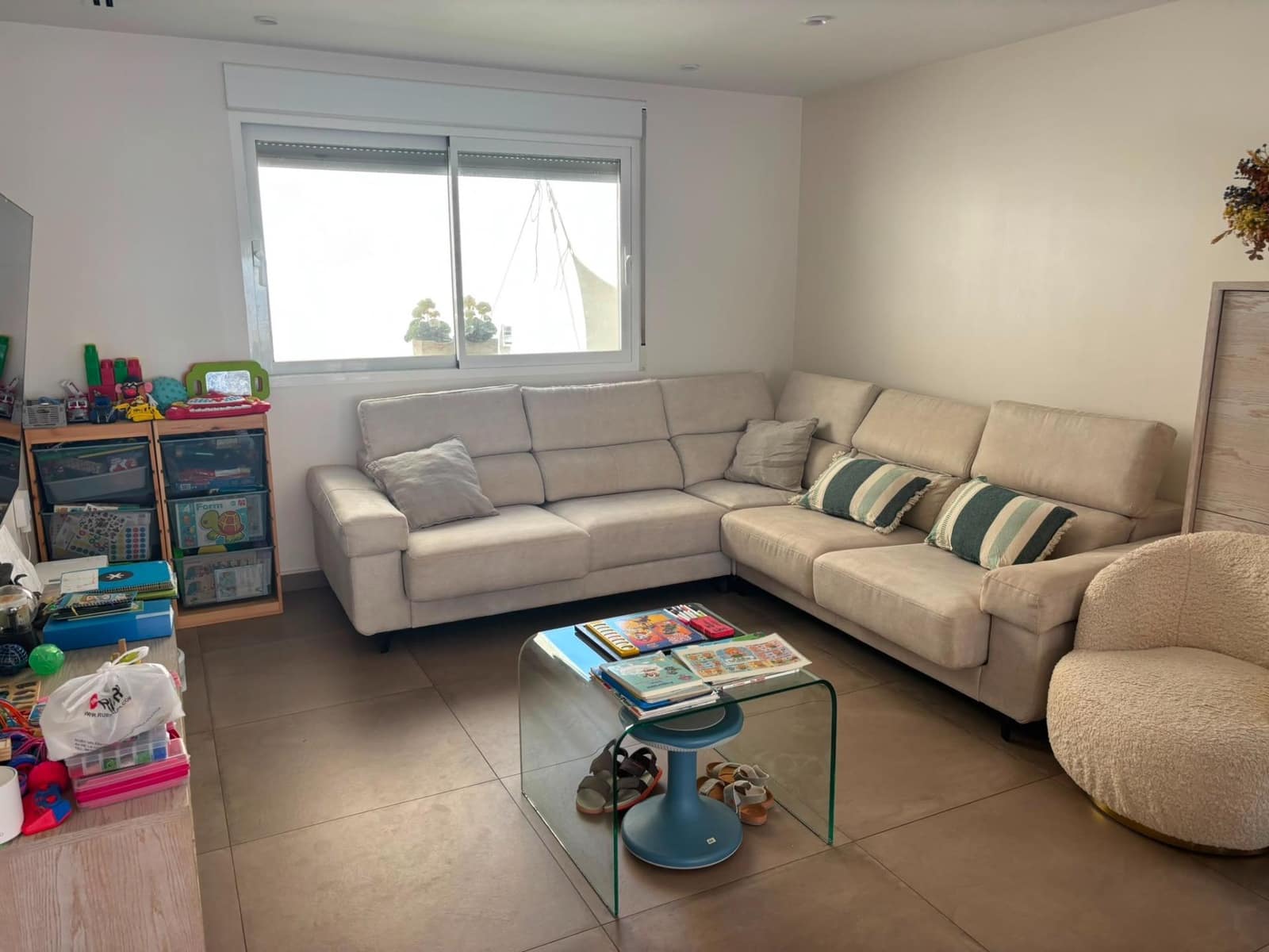 4 chambre Maison de Ville à vendre à La Pobla de Vallbona avec piscine garage - 640 000 € (Ref: 10017565)